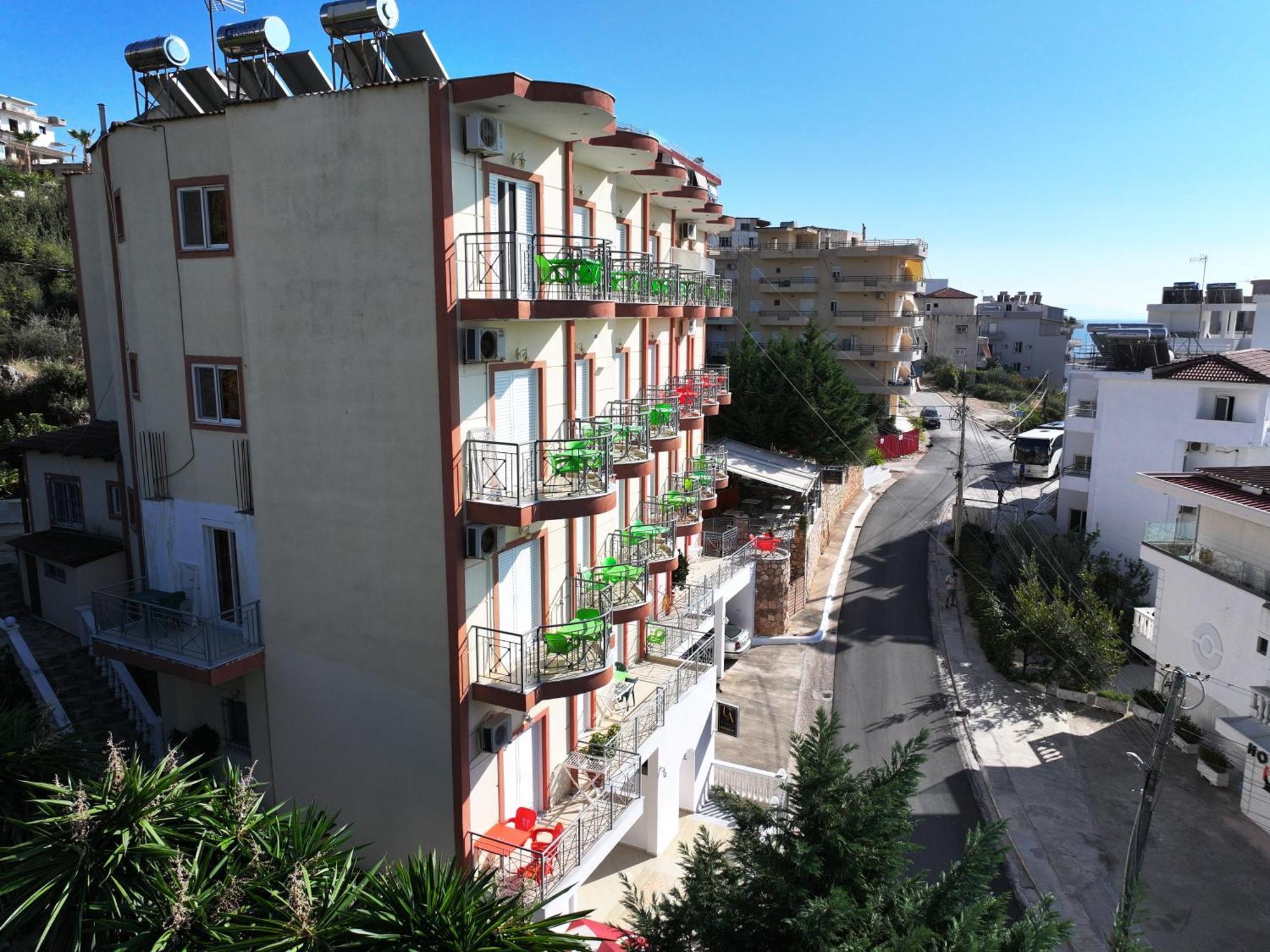 סרנדה Unico Aparthotel מראה חיצוני תמונה